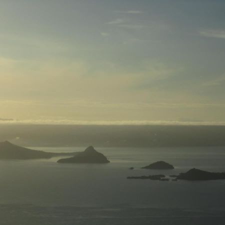 A Breath Taking View Of Taal Lake & Volcano Tagaytay City Екстериор снимка