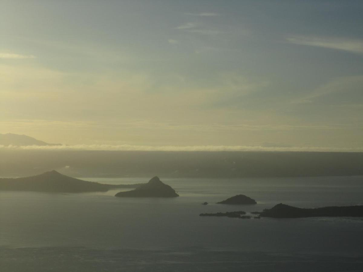 A Breath Taking View Of Taal Lake & Volcano Tagaytay City Екстериор снимка